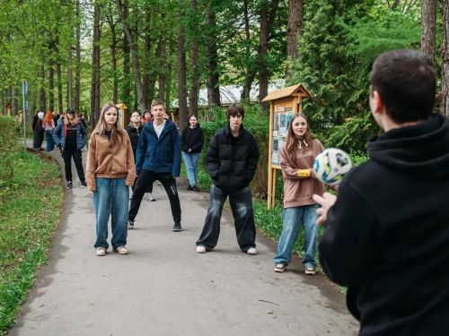 Весенние субботники в «Детской Республике «Поленово»: МИР! ТРУД! МАЙ!